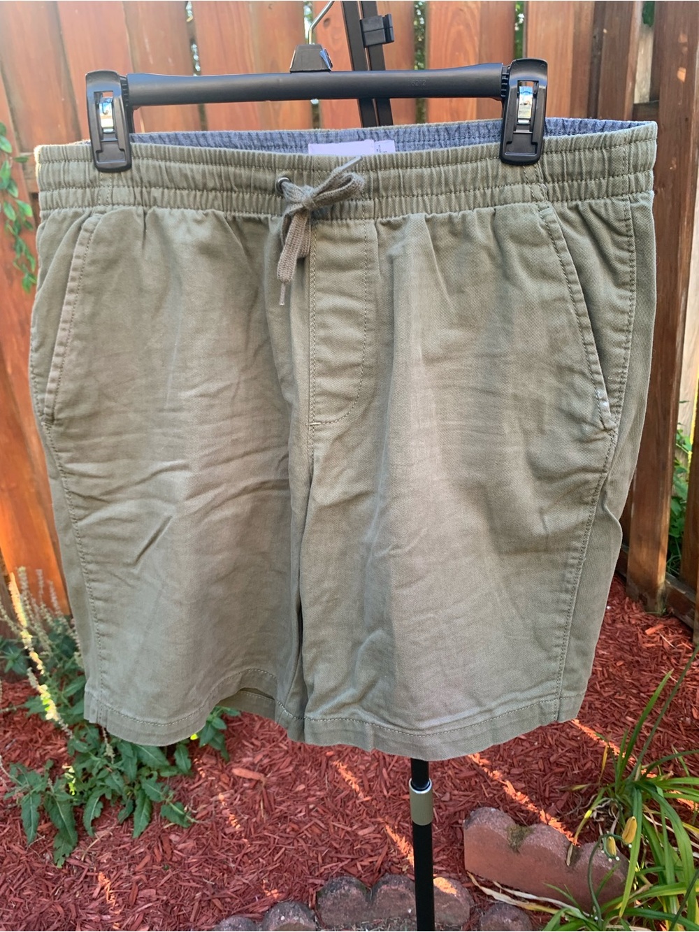 Sonoma Men’s Olive Drawstring Elastic Waist Hybrid Shorts